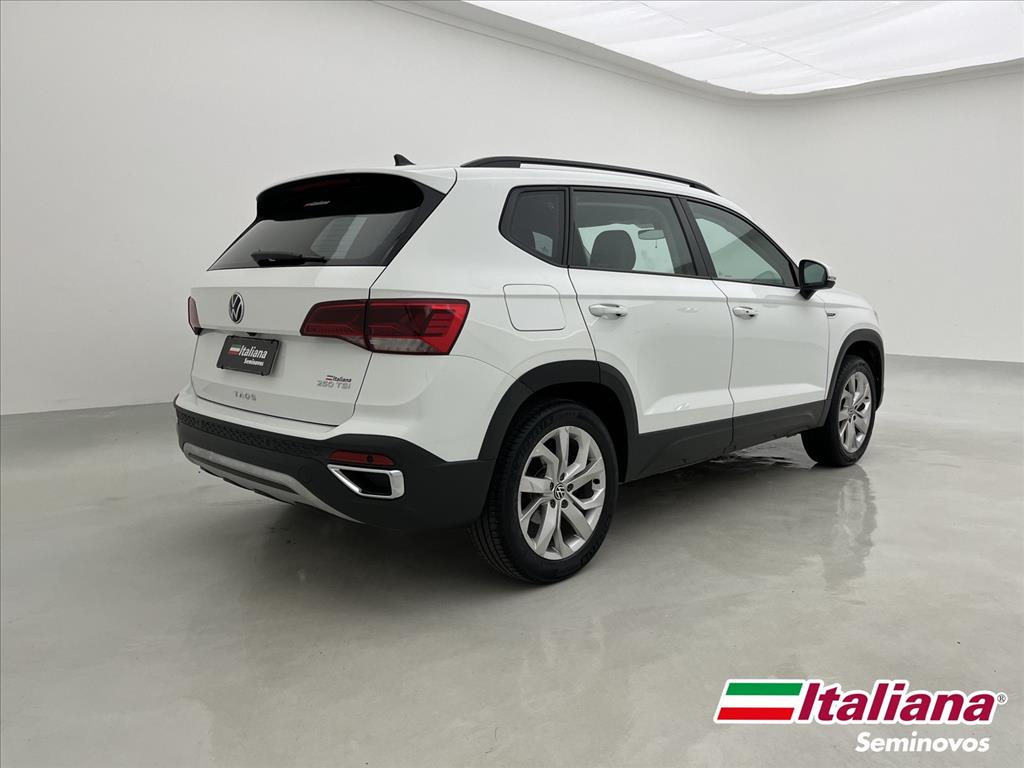 TAOS 1.4 250 TSI TOTAL FLEX COMFORTLINE AUTOMÁTICO4