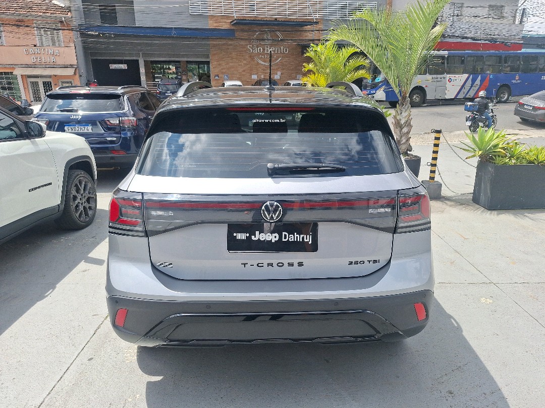 T-CROSS 1.4 250 TSI TOTAL FLEX HIGHLINE AUTOMÁTICO3