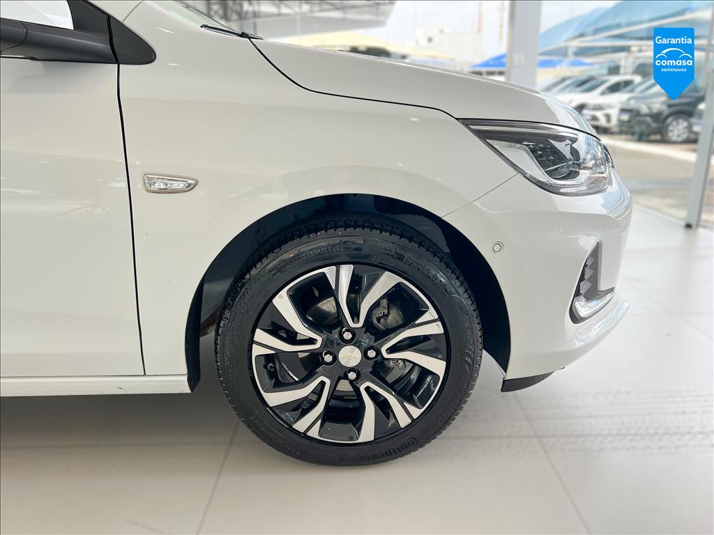 ONIX PLUS 1.0 TURBO FLEX PREMIER AUTOMÁTICO4