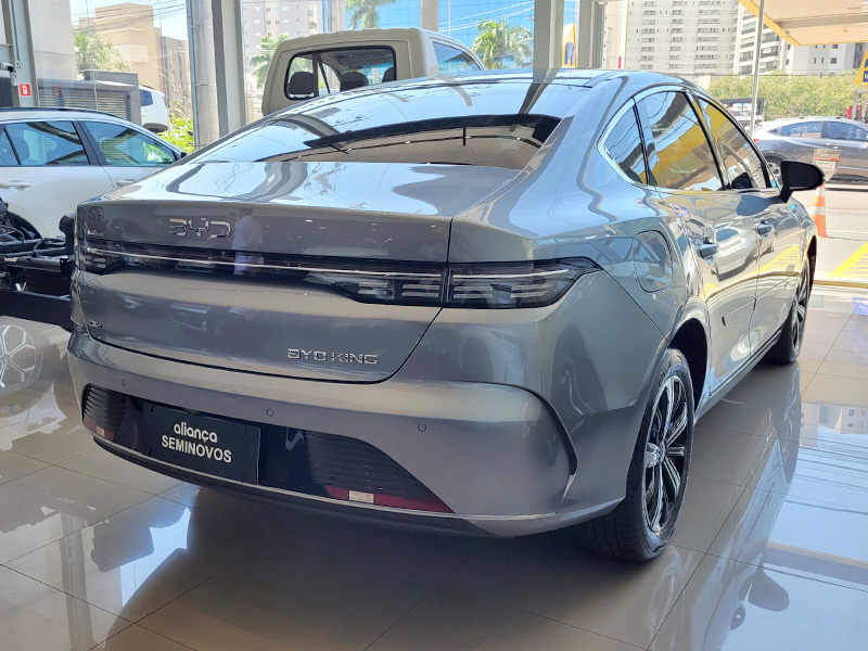 KING 1.5 DM-I PHEV GS AUTOMÁTICO3