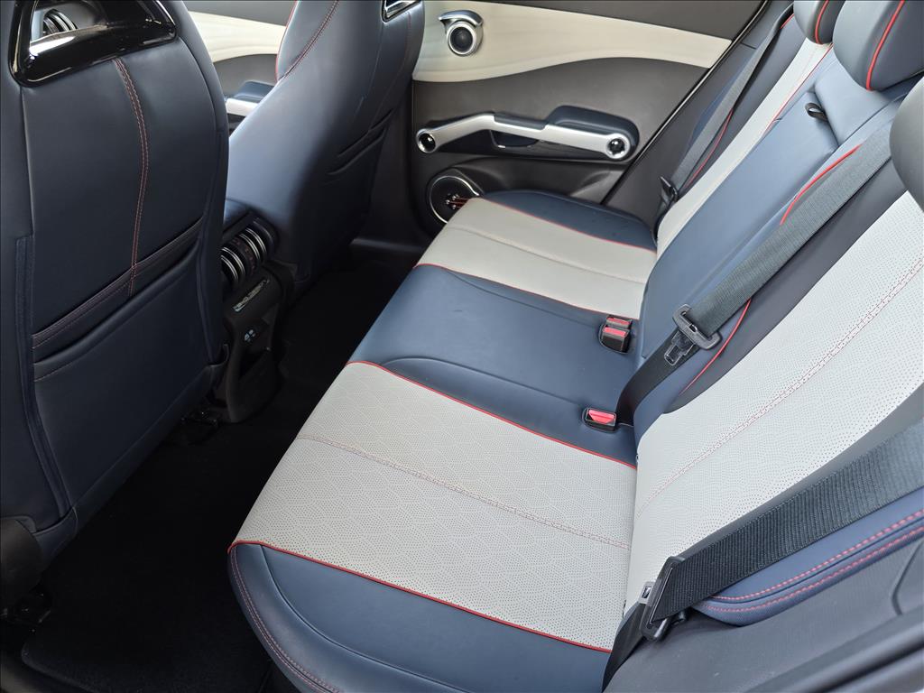 YUAN PLUS 60,8 KW ELÉTRICO8