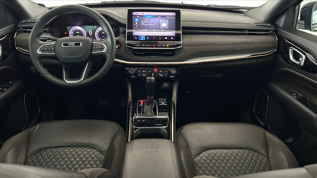 COMMANDER 1.3 T270 TURBO FLEX OVERLAND AT63