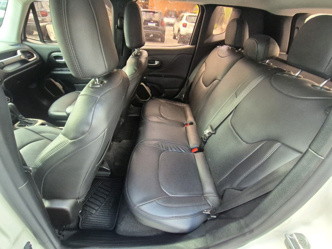 RENEGADE 1.8 16V FLEX SPORT 4P AUTOMÁTICO7