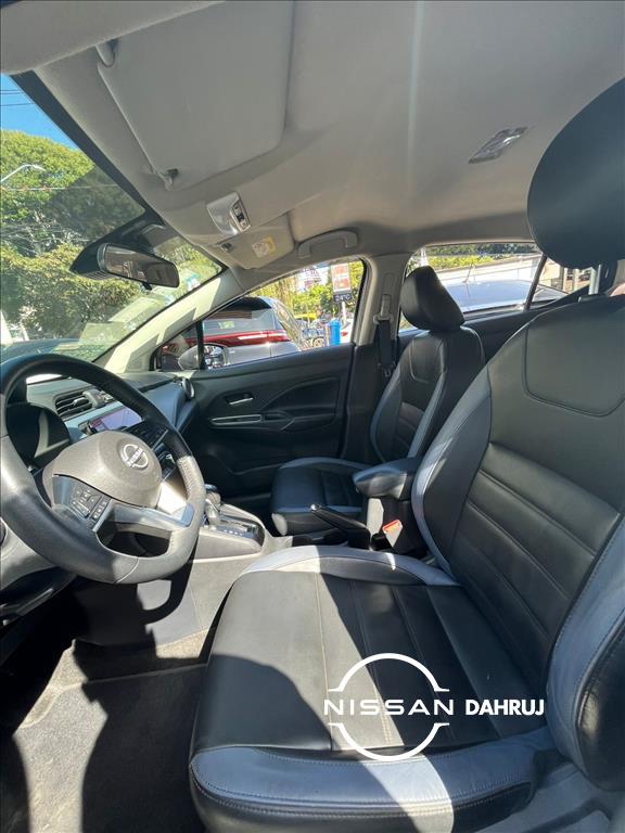 VERSA 1.6 16V FLEX EXCLUSIVE XTRONIC8