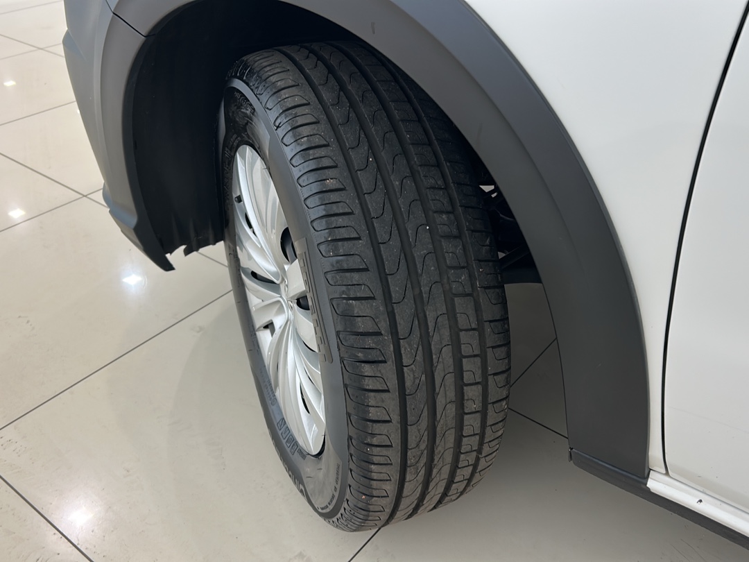 Volkswagen-SAVEIRO-1.6 MSI ROBUST CS 8V FLEX 2P MANUAL