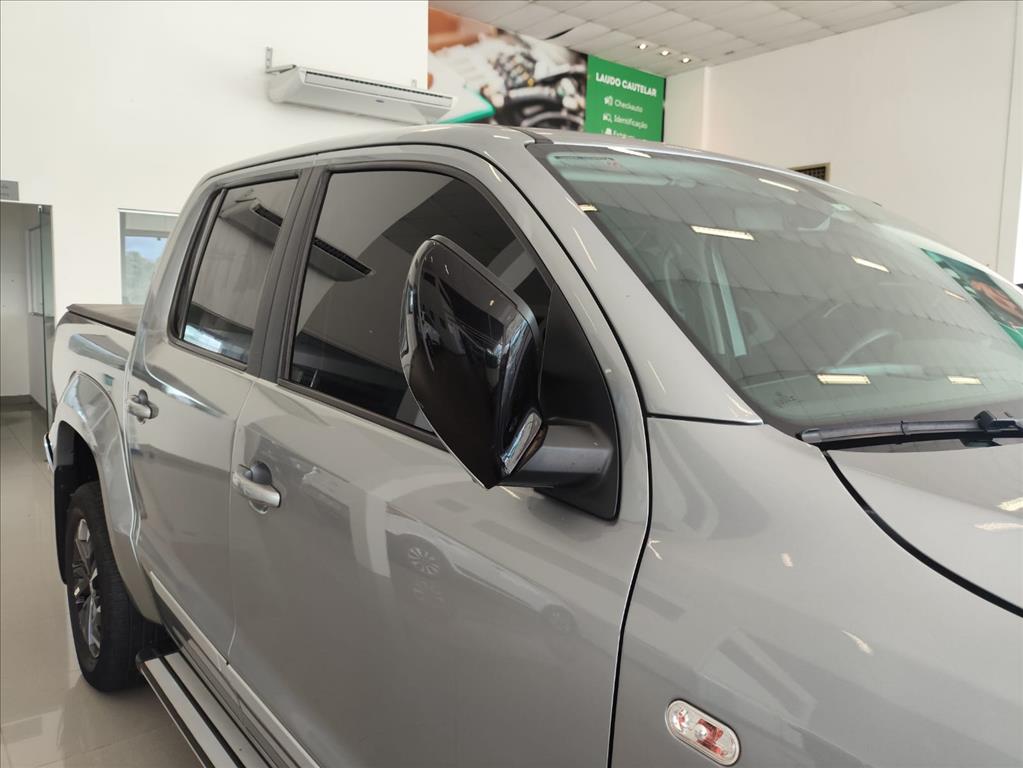 AMAROK 3.0 V6 TDI DIESEL HIGHLINE CD 4MOTION AUTOMÁTICO19