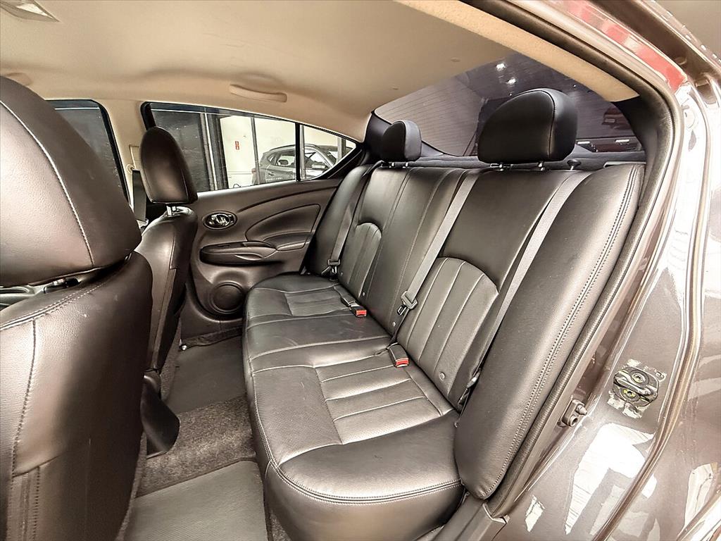 Nissan Versa - 1.6 16V FLEXSTART SL 4P XTRONIC