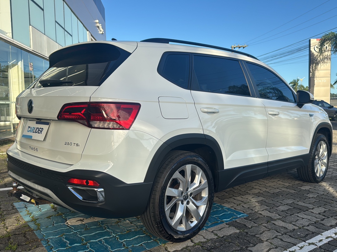 TAOS 1.4 250 TSI TOTAL FLEX COMFORTLINE AUTOMÁTICO3