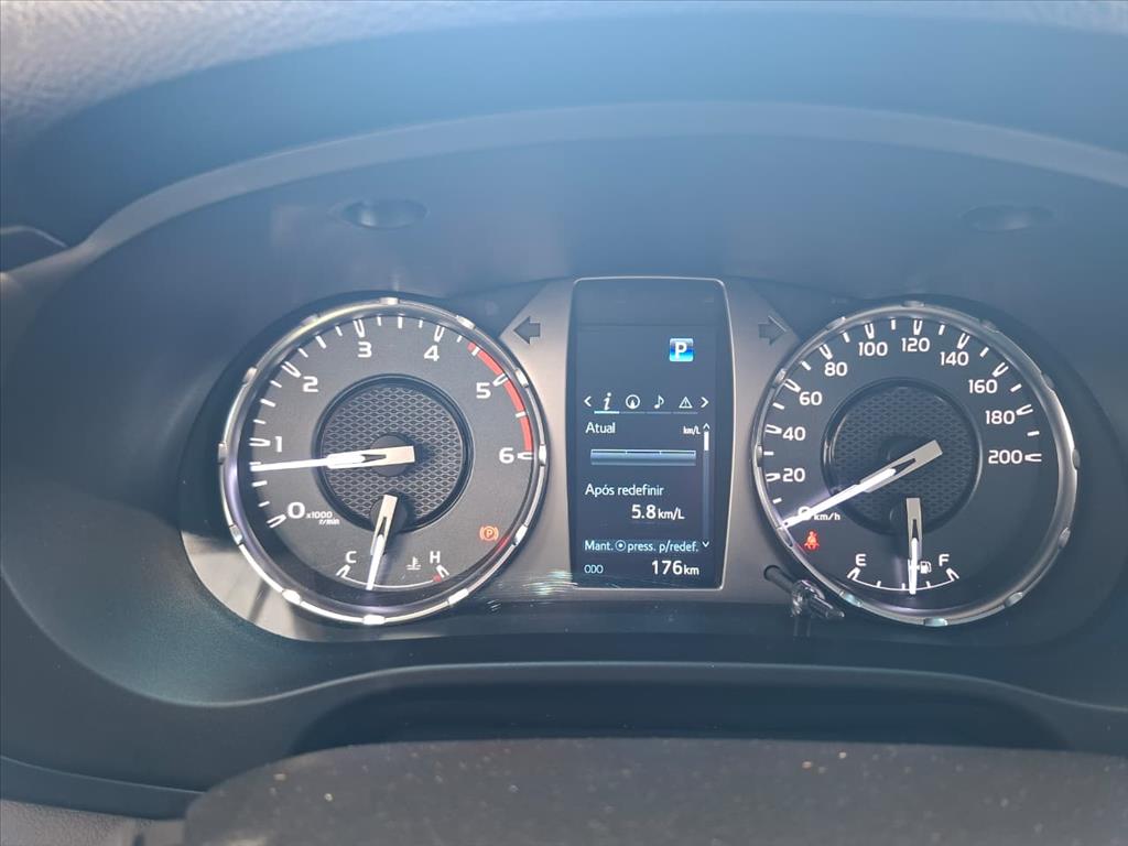 HILUX 2.8 D-4D TURBO DIESEL CD SRX 4X4 AUTOMÁTICO11
