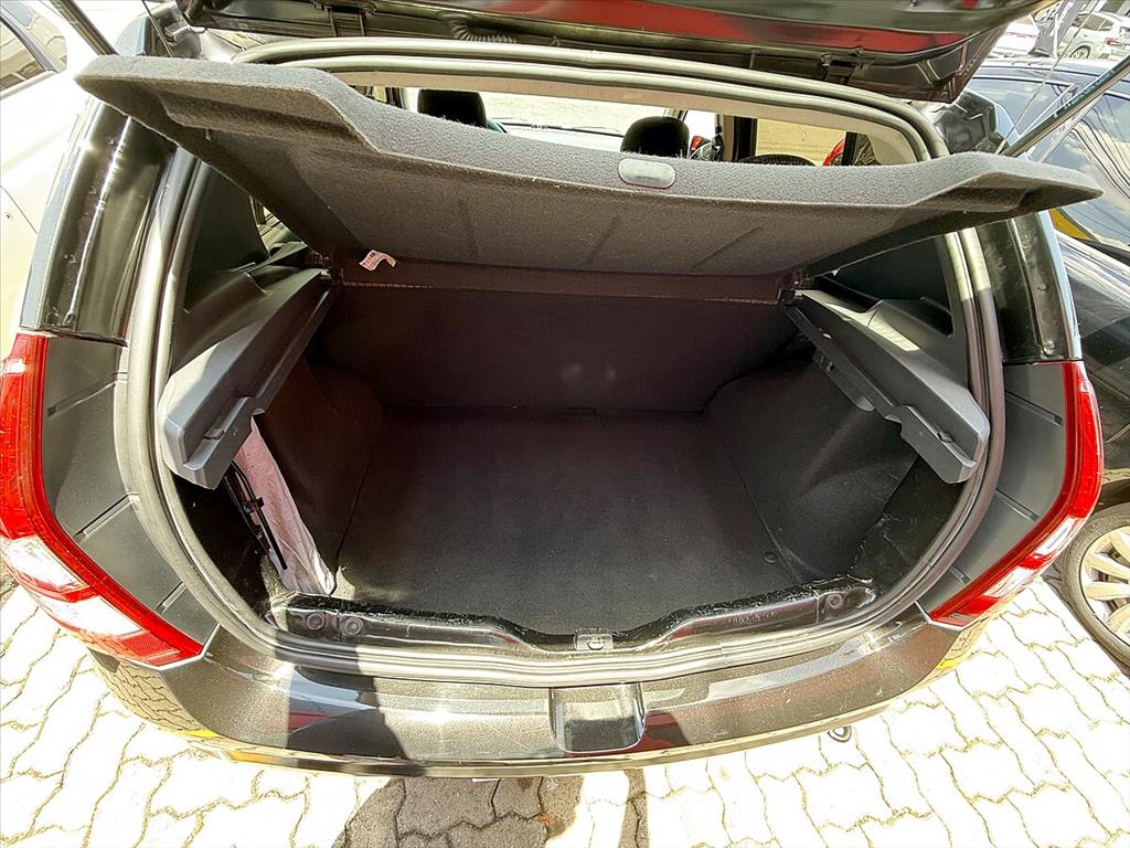 Renault Sandero - 1.0 EXPRESSION 16V FLEX 4P MANUAL