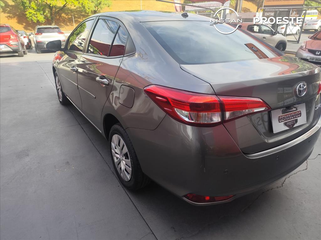 YARIS 1.5 16V FLEX SEDAN XL LIVE MULTIDRIVE3