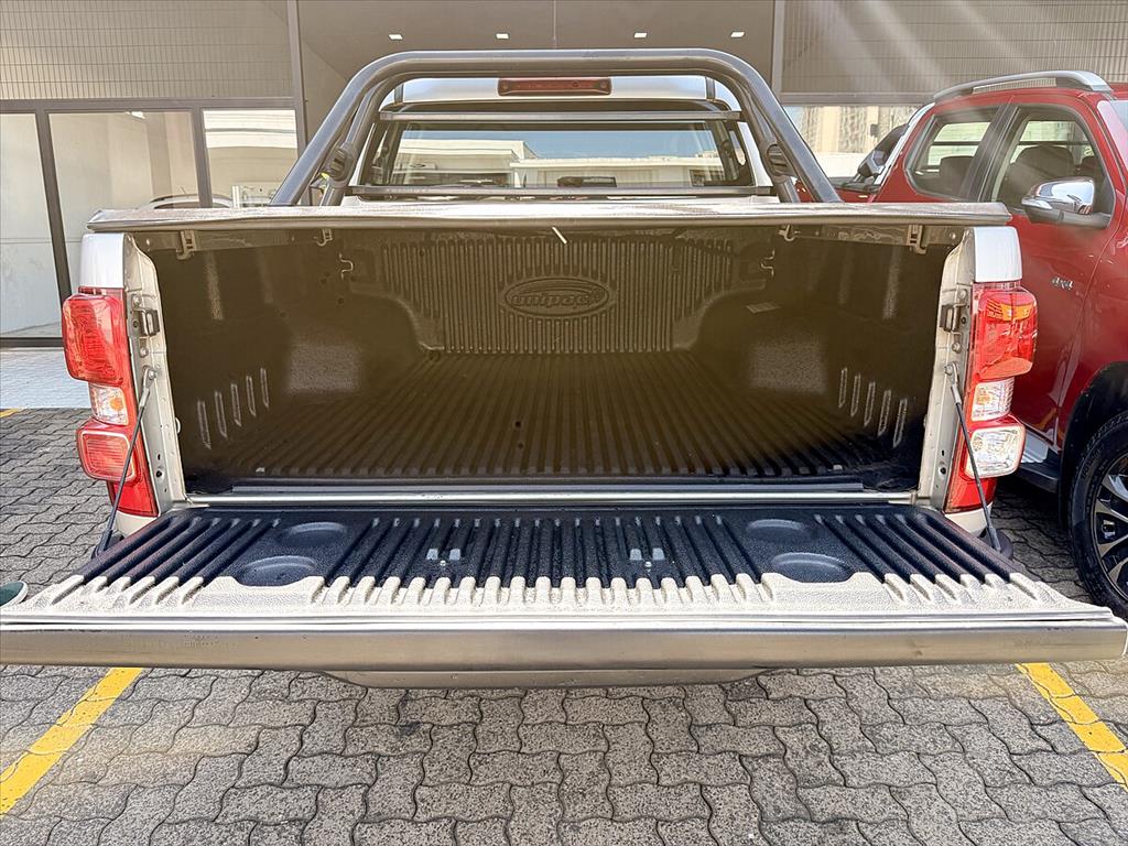 Chevrolet S10 - 2.8 16V TURBO DIESEL LS CD 4X4 MANUAL