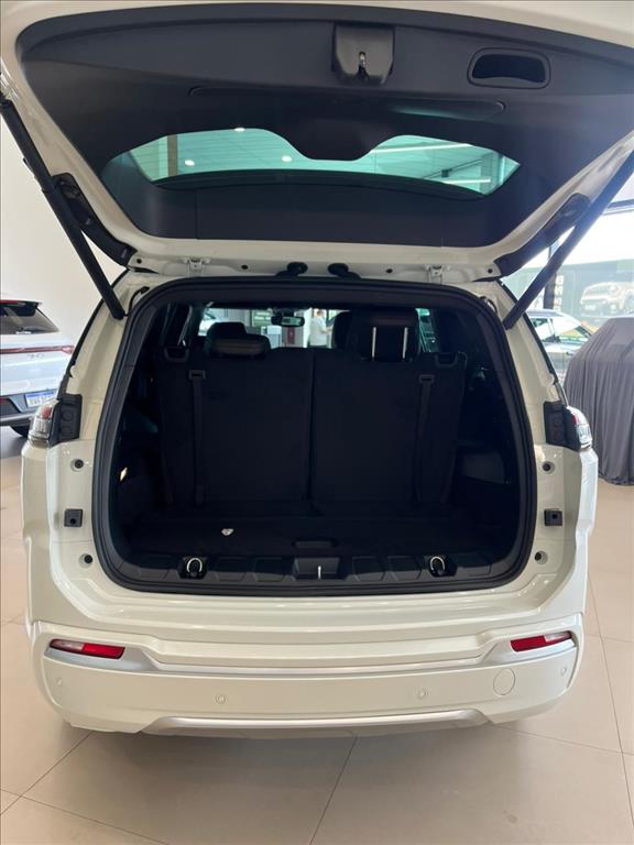 COMMANDER 2.2 TURBO DIESEL OVERLAND AT98