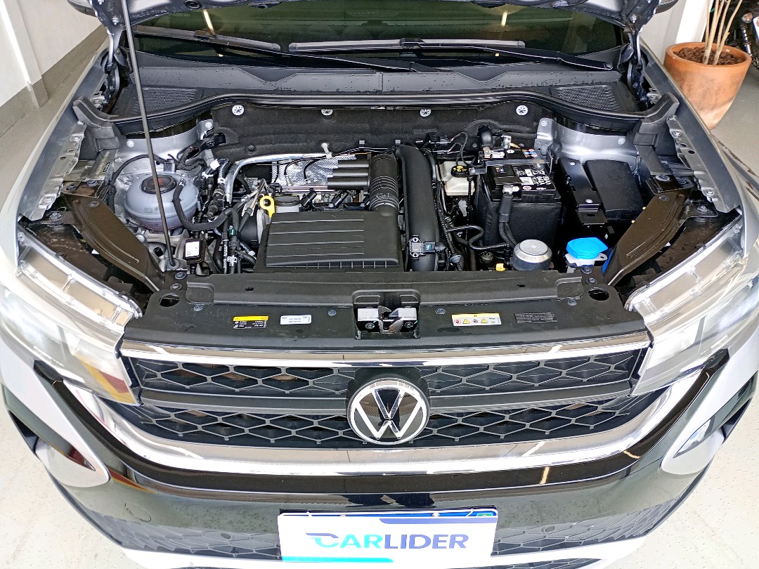 TAOS 1.4 250 TSI TOTAL FLEX COMFORTLINE AUTOMÁTICO15
