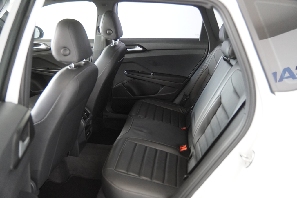 TAOS 1.4 250 TSI TOTAL FLEX HIGHLINE AUTOMÁTICO11