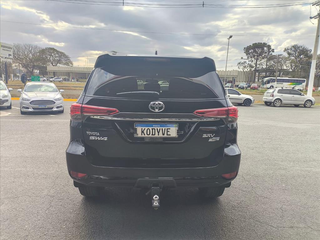 HILUX 2.7 VVT-i FLEX CD SRV 4X2 AUTOMÁTICO