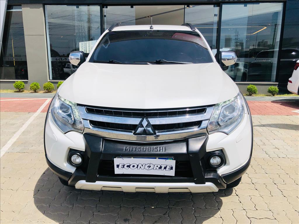 L200 TRITON 2.4 16V TURBO DIESEL SPORT HPE-S CD 4P 4X4 AUTOMÁTICO1