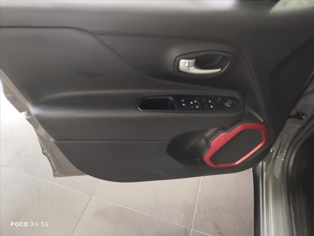 RENEGADE 1.3 T270 TURBO FLEX TRAILHAWK 4X4 AT915