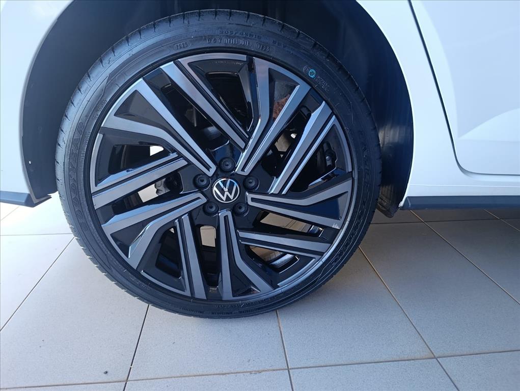 VIRTUS 1.4 250 TSI EXCLUSIVE AUTOMÁTICO12