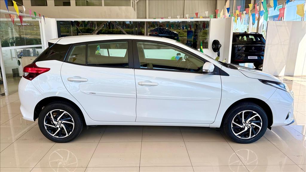 YARIS 1.5 16V FLEX XLS MULTIDRIVE8