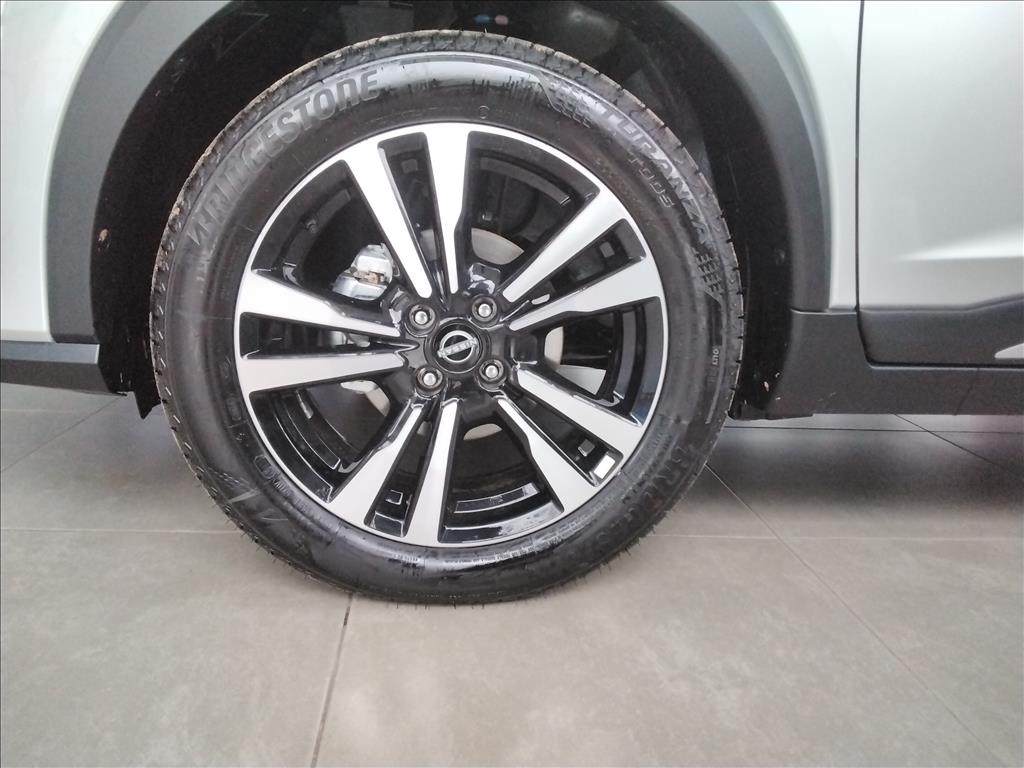 KICKS PLAY 1.6 16V FLEXSTART ADVANCE PLUS XTRONIC11