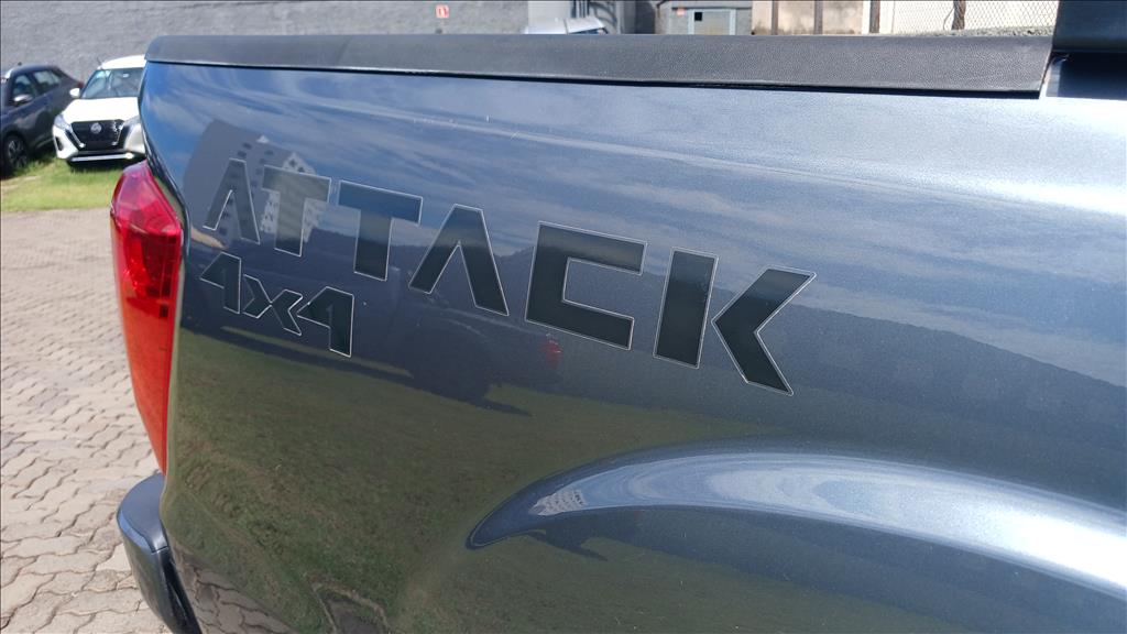 FRONTIER 2.3 16V TURBO DIESEL ATTACK CD 4X4 AUTOMÁTICO10