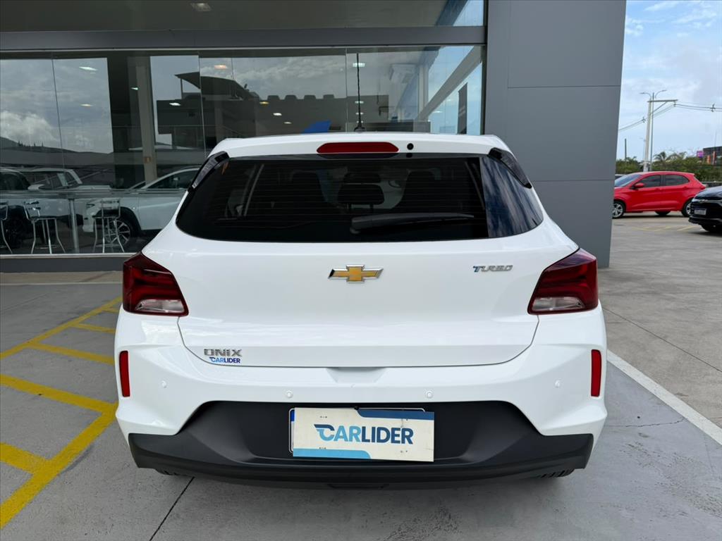 ONIX 1.0 TURBO FLEX AUTOMÁTICO1