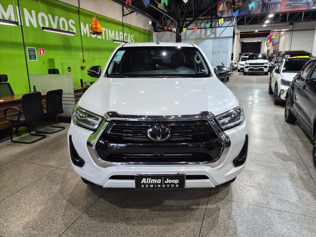 HILUX 2.8 D-4D TURBO DIESEL CD SRX 4X4 AUTOMÁTICO11