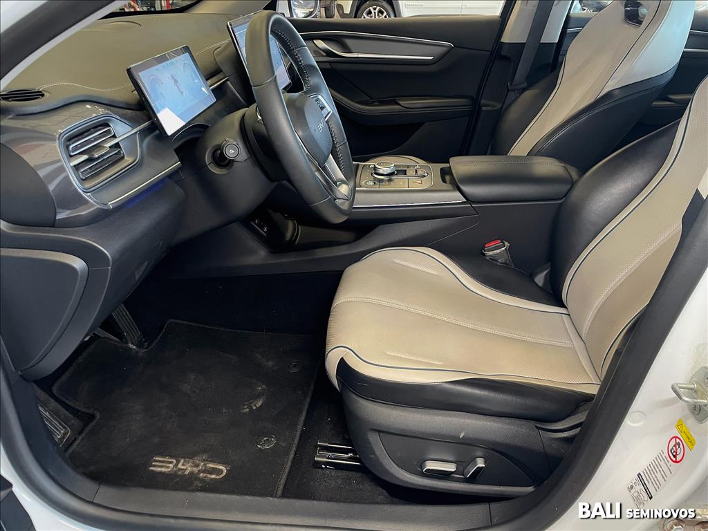 KING 1.5 DM-I PHEV GS AUTOMÁTICO9