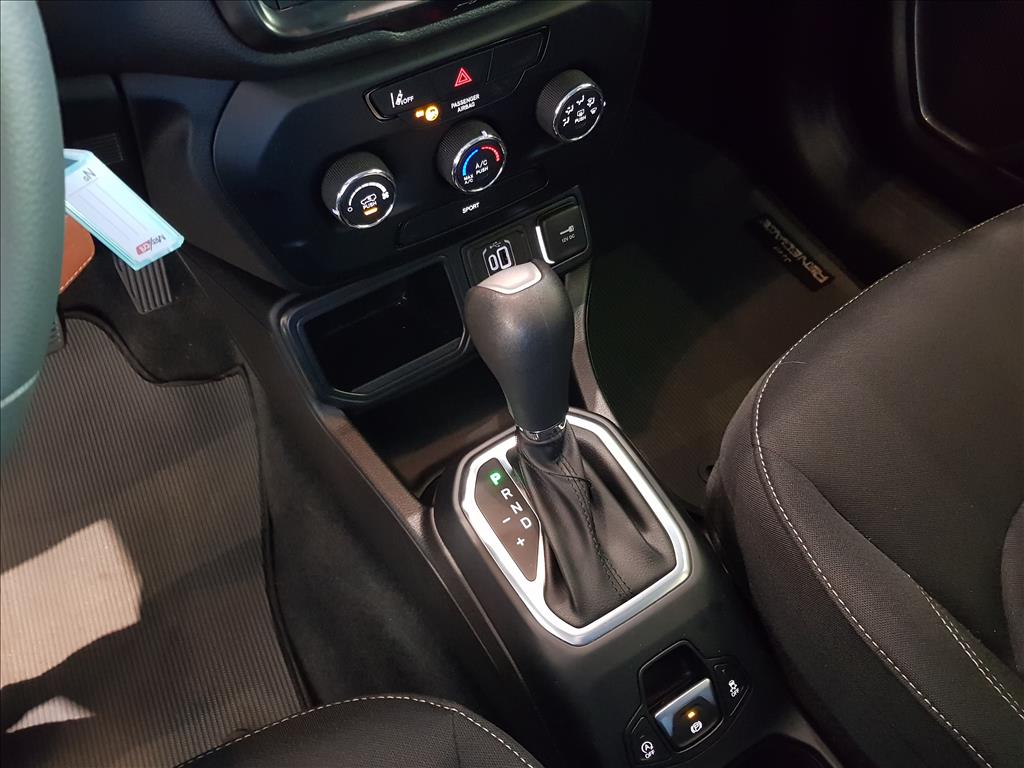 RENEGADE 1.3 T270 TURBO FLEX AT6