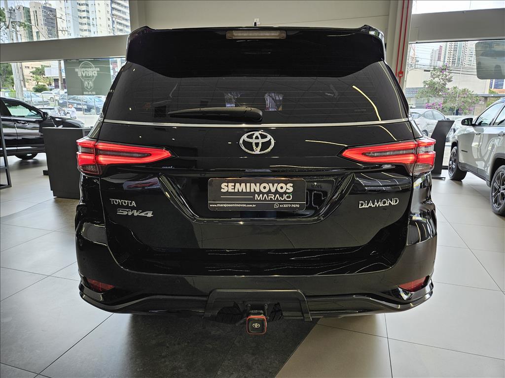 HILUX SW4 2.8 D-4D TURBO DIESEL DIAMOND 7L 4X4 AUTOMÁTICO12