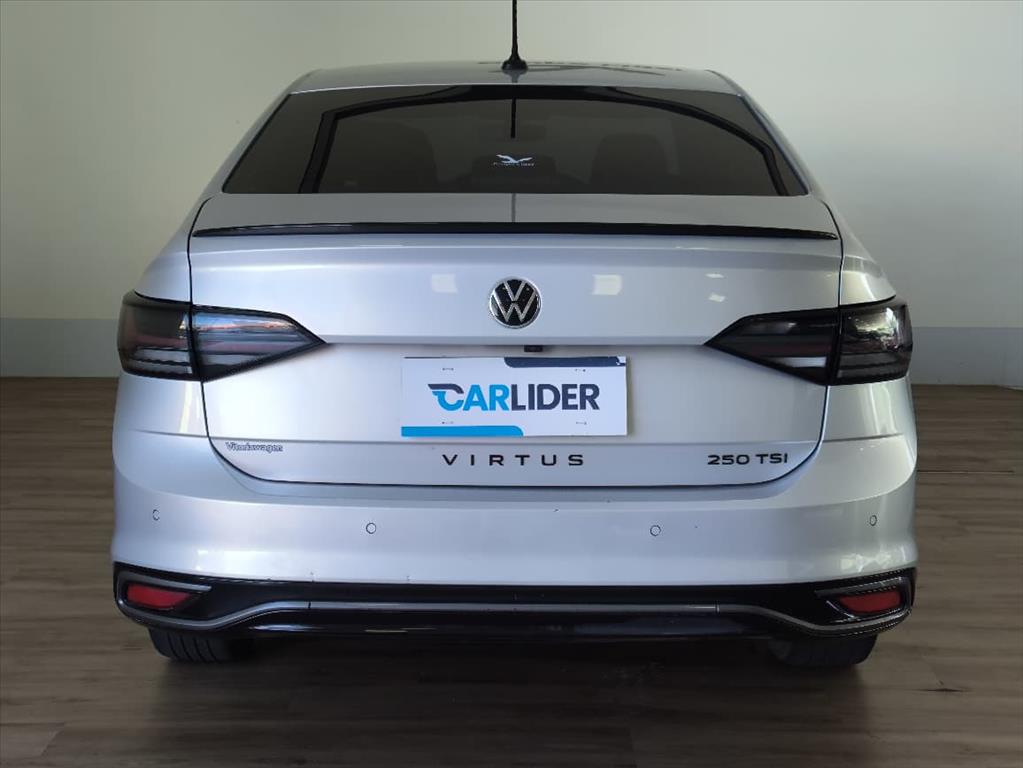 VIRTUS 1.4 250 TSI EXCLUSIVE AUTOMÁTICO10