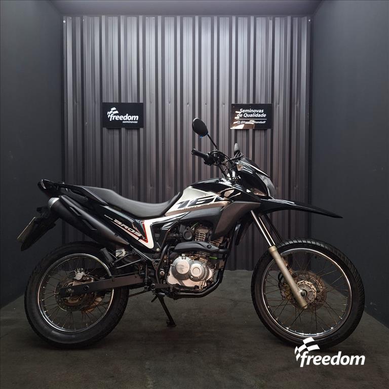 Moto HONDA do modelo NXR 160 BROS ESDD 2021/2021