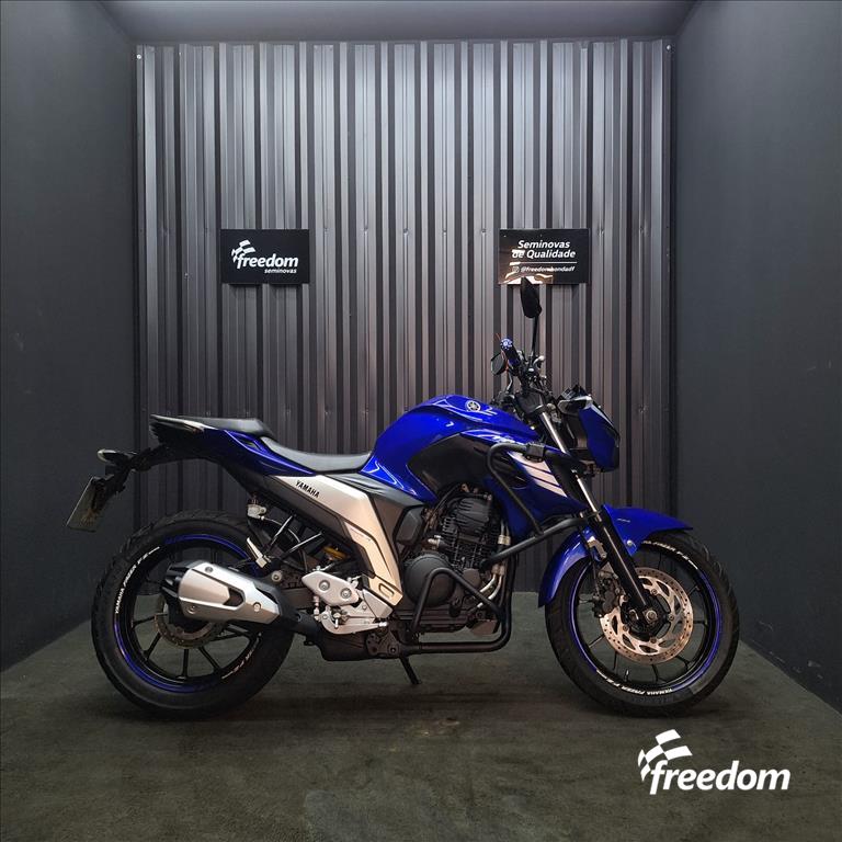 Moto YAMAHA do modelo FAZER FZ25 ABS 2023/2023