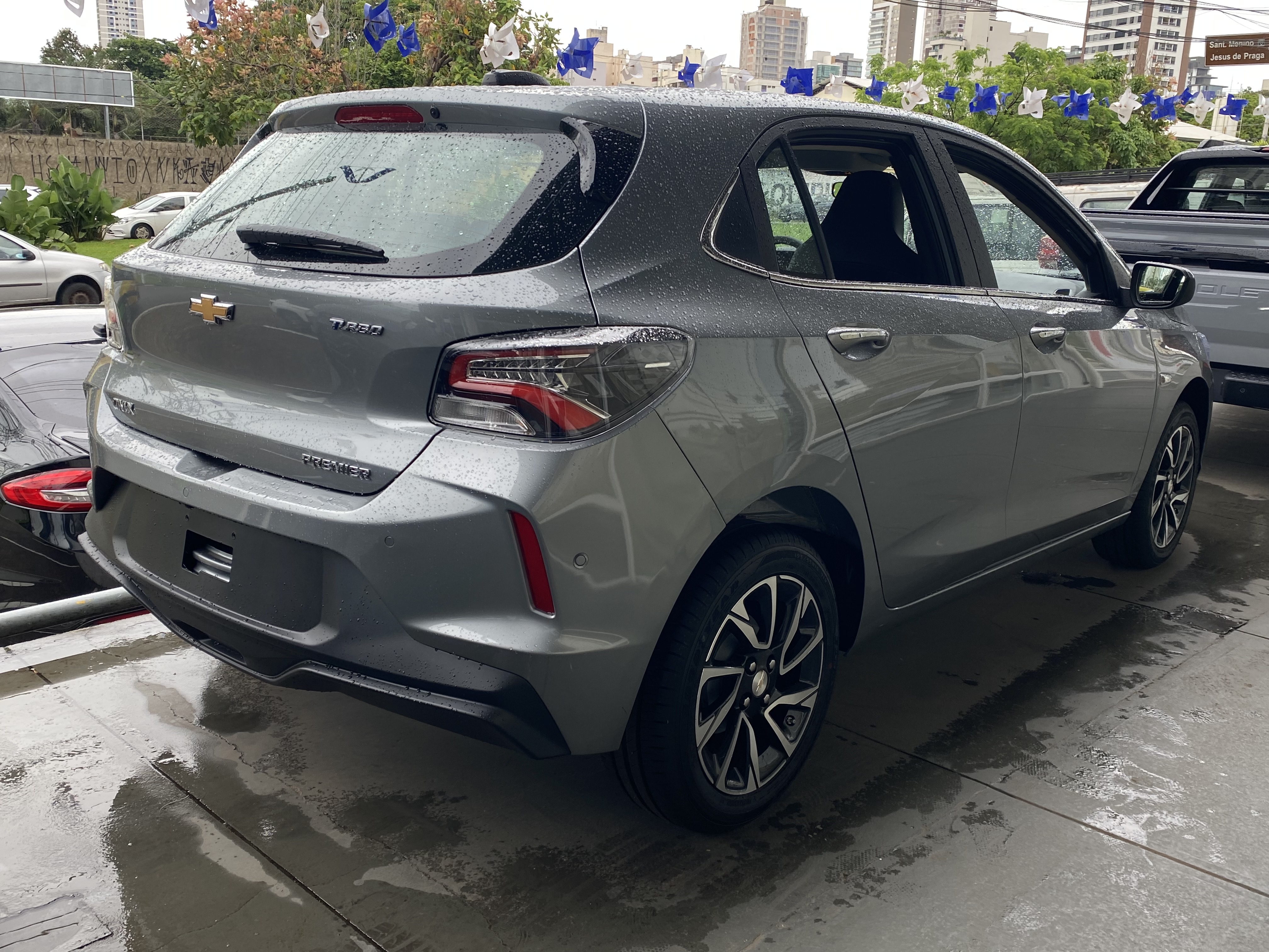 ONIX PLUS 1.0 TURBO FLEX PREMIER AUTOMÁTICO1