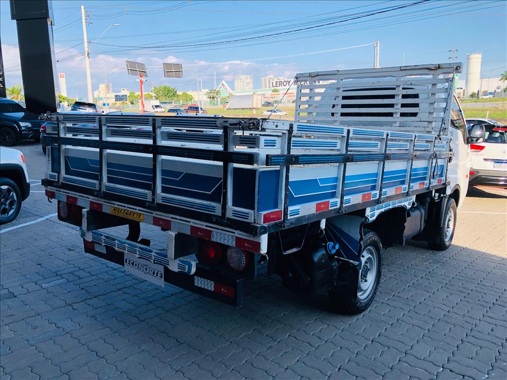 BONGO 2.5 TD DIESEL STD CS 4x4 MANUAL3