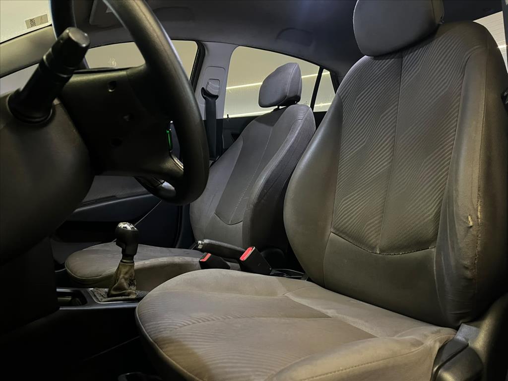 HB20S 1.6 COMFORT PLUS 16V FLEX 4P MANUAL14