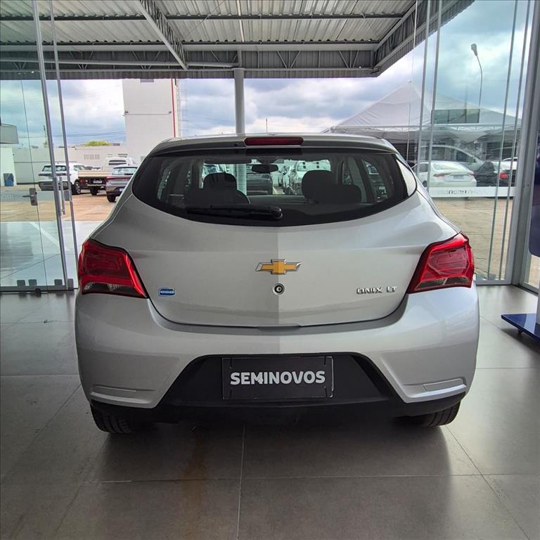 ONIX 1.0 MPFI LT 8V FLEX 4P MANUAL4