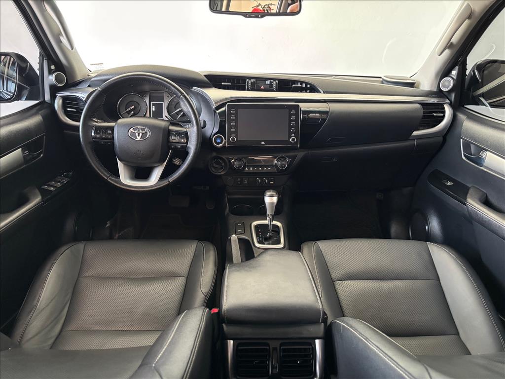 TOYOTA HILUX 2.8 D-4D TURBO DIESEL CD SRX 4X4 AUTOMÁTICO-7 - Paraná Veículos Campinas - Veículos novos e seminovos com qualidade e procedência - 0