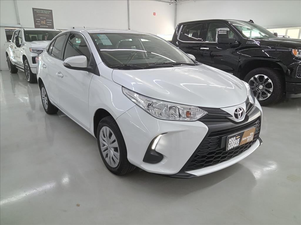 YARIS 1.5 16V FLEX SEDAN XL LIVE MULTIDRIVE1
