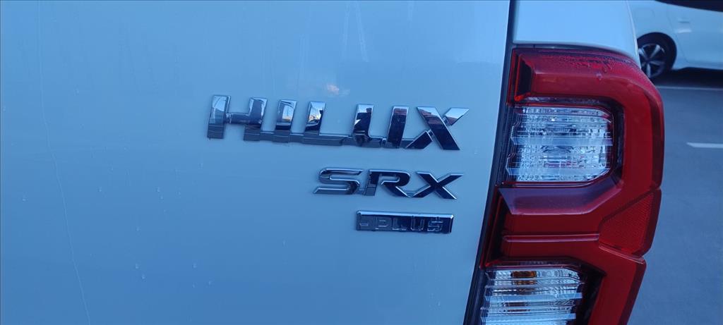 HILUX 2.8 D-4D TURBO DIESEL CD SRX 4X4 AUTOMÁTICO12