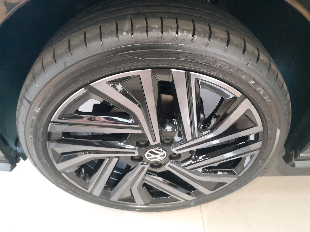 VIRTUS 1.4 250 TSI EXCLUSIVE AUTOMÁTICO