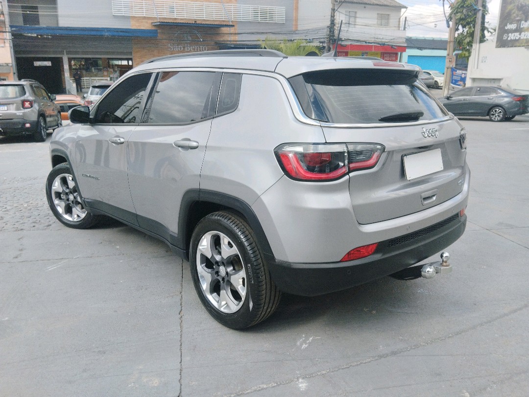 COMPASS 2.0 16V FLEX LONGITUDE AUTOMÁTICO5