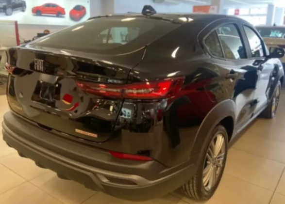 FASTBACK 1.0 TURBO 200 FLEX CVT2