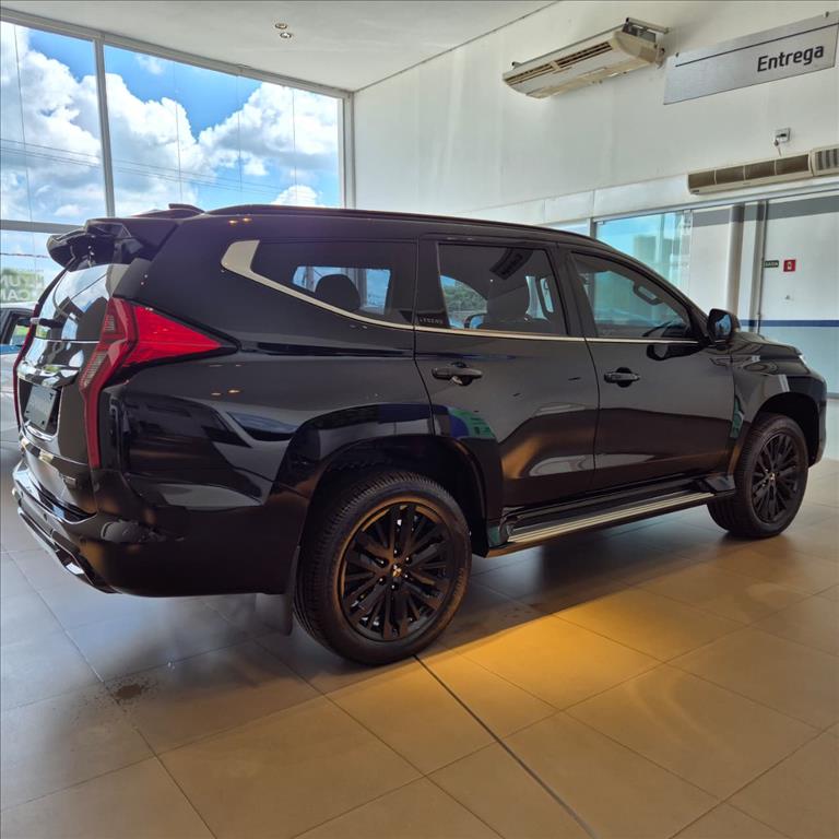 PAJERO SPORT 2.4 16V MIVEC TURBO DIESEL LEGEND BLACK AWD AUTOMÁTICO3