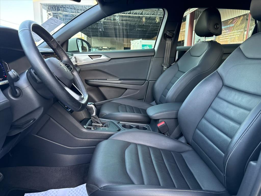 TAOS 1.4 250 TSI TOTAL FLEX HIGHLINE AUTOMÁTICO15