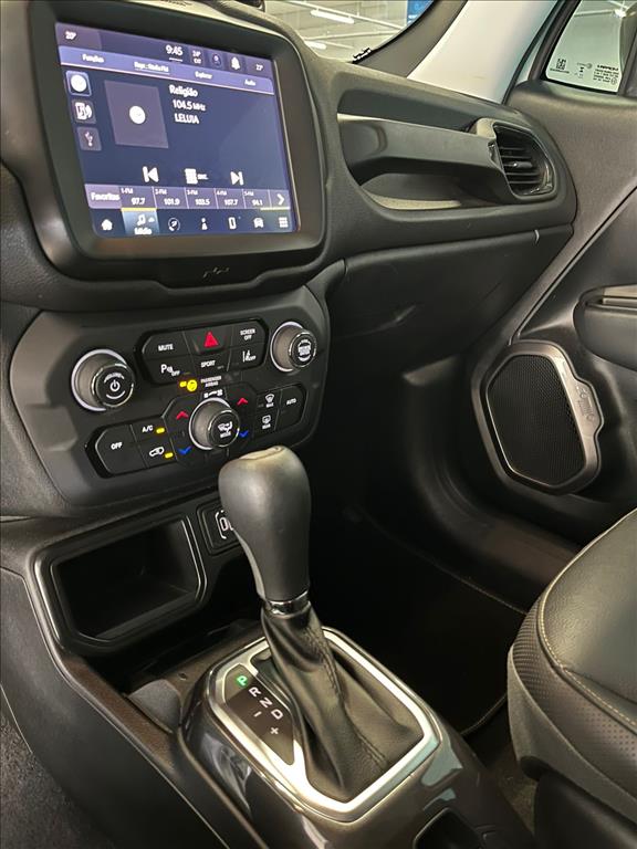 RENEGADE 1.3 T270 TURBO FLEX AT6