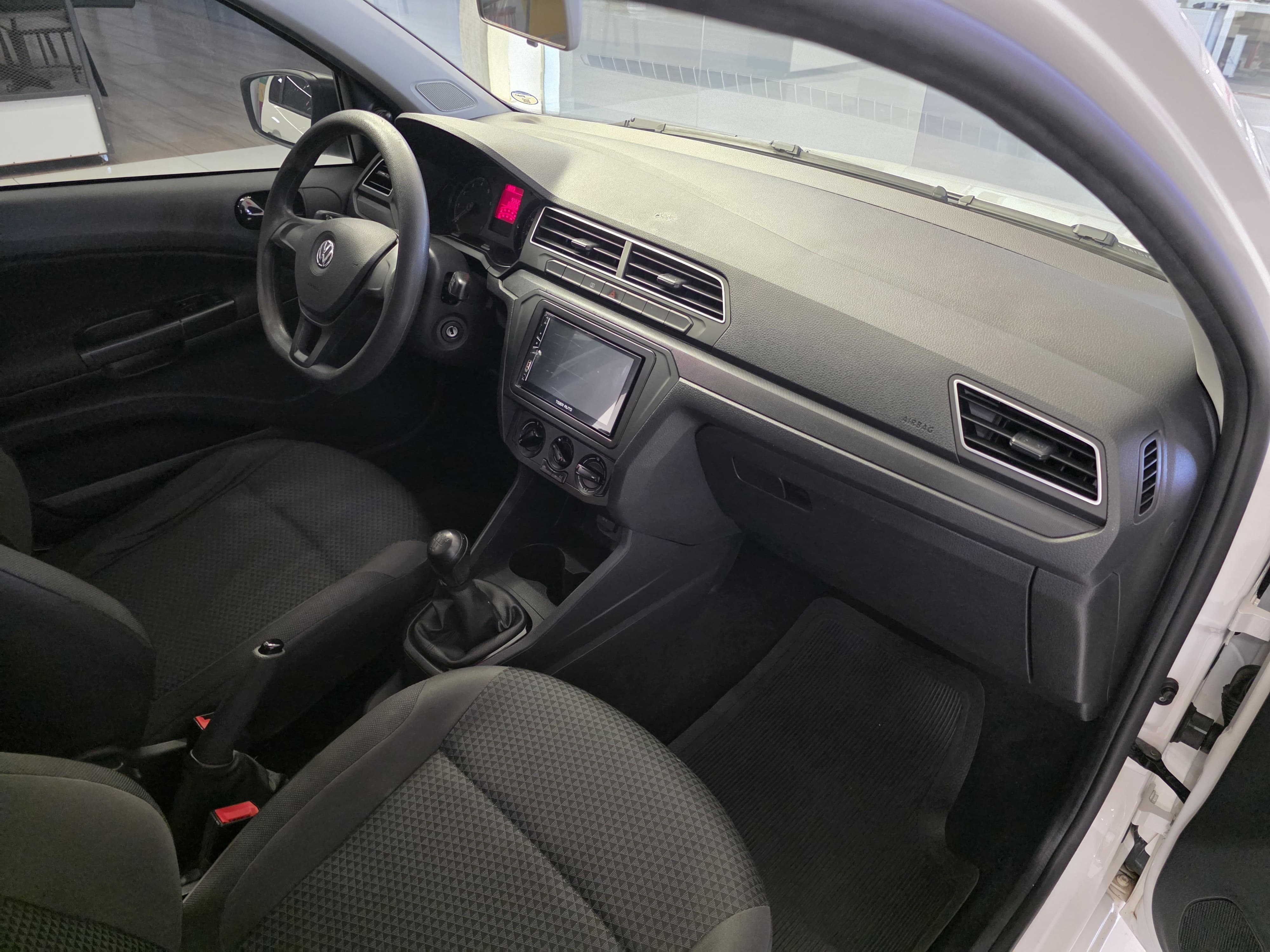 VOYAGE 1.0 12V MPI TOTALFLEX 4P MANUAL8