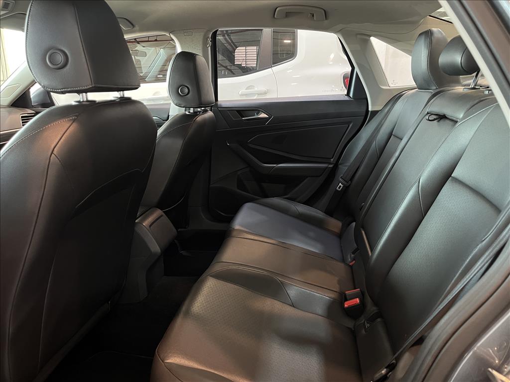 JETTA 1.4 250 TSI TOTAL FLEX COMFORTLINE TIPTRONIC11