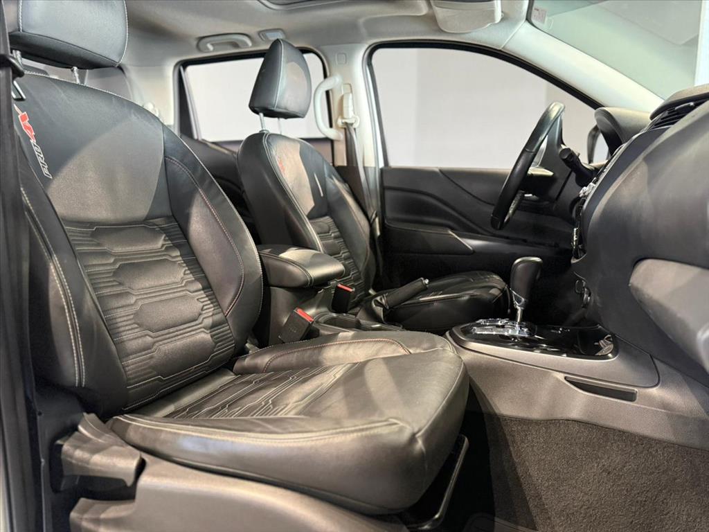FRONTIER 2.3 16V TURBO DIESEL PRO4X CD 4X4 AUTOMÁTICO3
